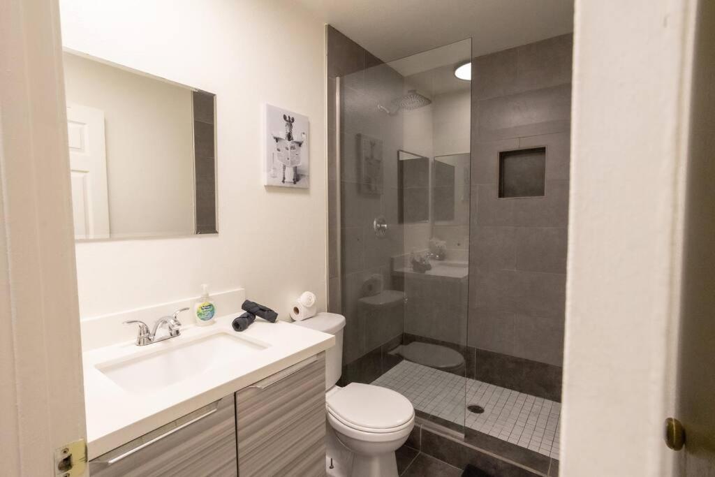 2 Bedroom Close To Las Vegas Strip Bagian luar foto