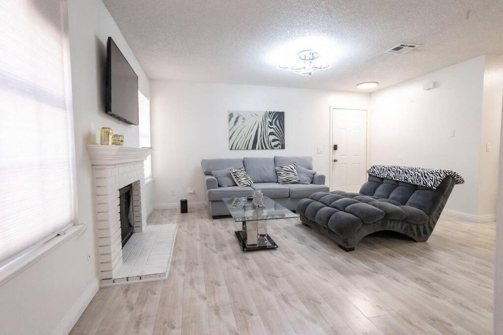2 Bedroom Close To Las Vegas Strip Bagian luar foto